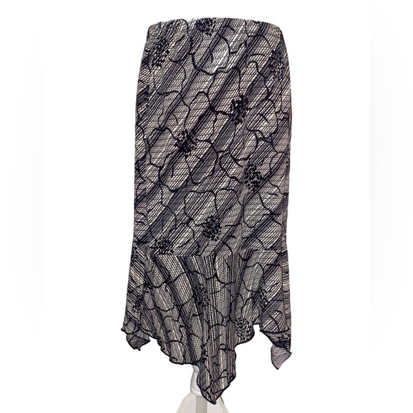 Cato Brand Ladies Asymmetrical Ruffle Skirt with Floral Pattern in Black & Tan - Picture 1 of 5